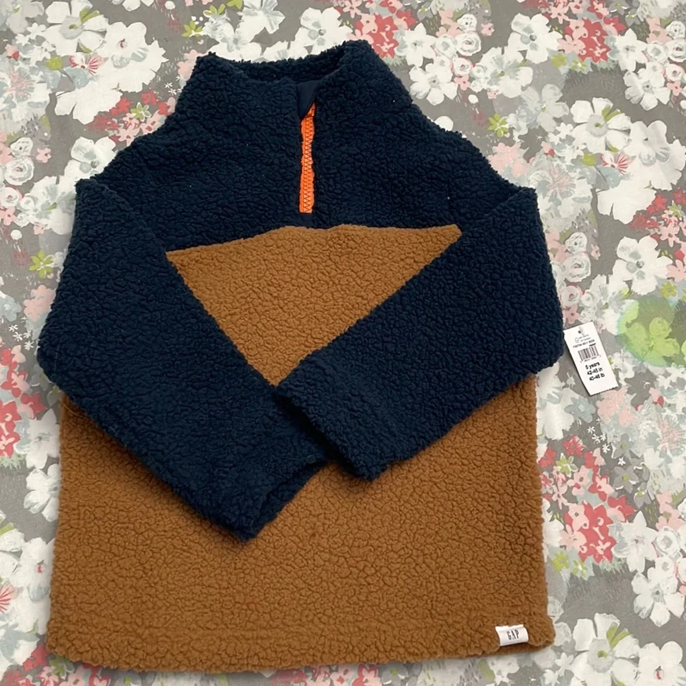 Baby Gap Sherpa half zip up size 5t - Picture 1 of 4
